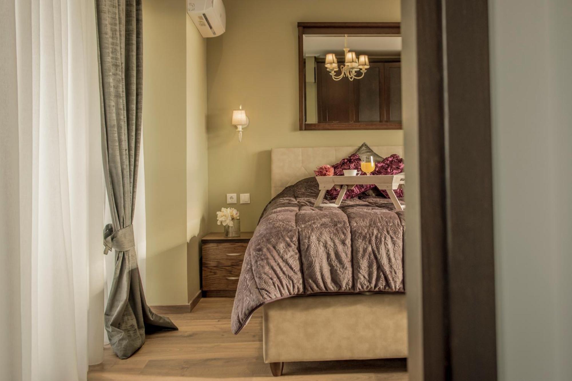 Eva's Luxurious Penthouse #mitropoleos6 * Thessaloniki